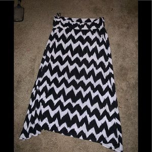 Black & White Chevron Maxi Skirt
